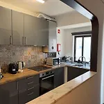 Ocean View Getaway Apartament