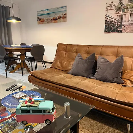 דירה Ocean View Getaway אלבופיירה